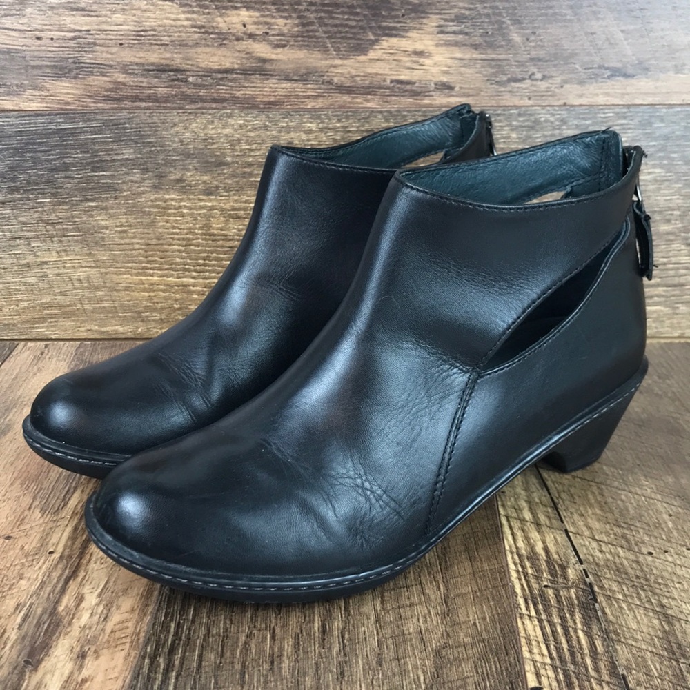 Dansko Bonita Cutout Boots Size 37 (7 US)